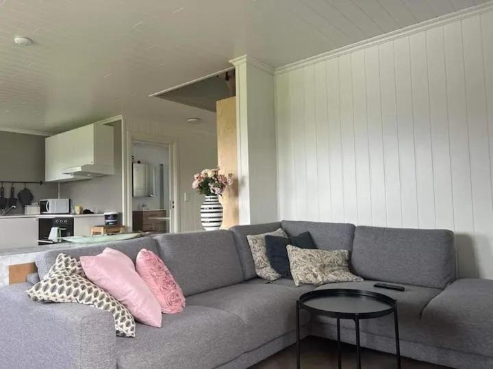 Holiday home Lekkert Med Gratis Parkering Pa Stedet. *