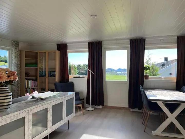 Lekkert Med Gratis Parkering Pa Stedet. Casa vacanze Levanger